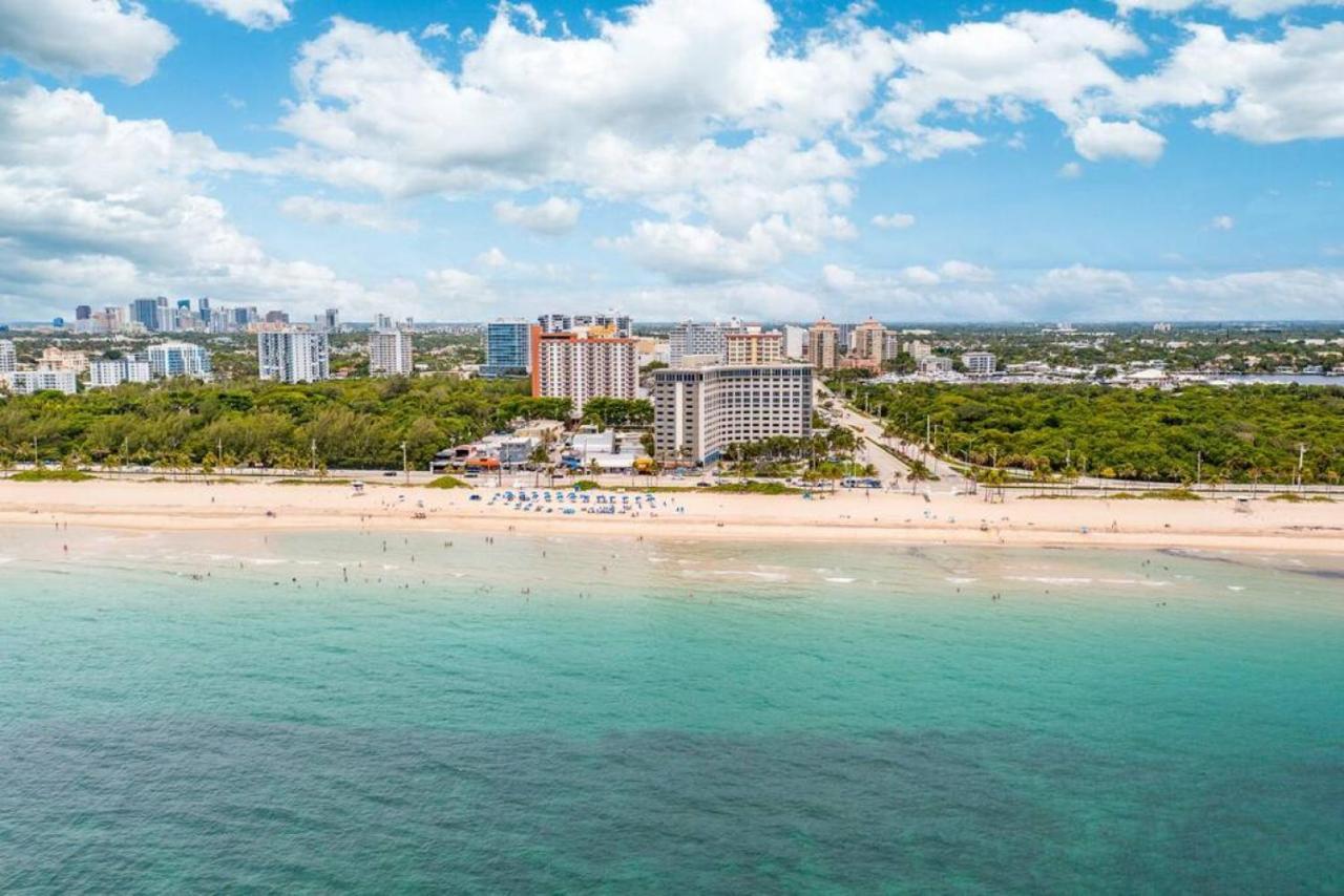 The Purple Pelican Beachfront With Ocean Balcony Unit 1 Fort Lauderdale Esterno foto