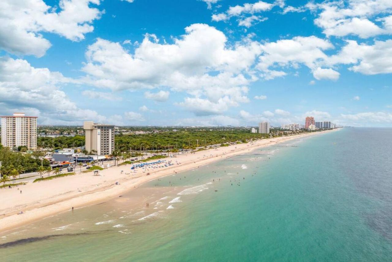 The Purple Pelican Beachfront With Ocean Balcony Unit 1 Fort Lauderdale Esterno foto