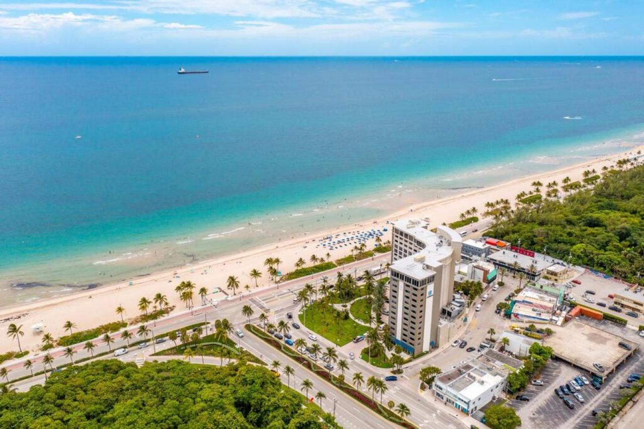 The Purple Pelican Beachfront With Ocean Balcony Unit 1 Fort Lauderdale Esterno foto